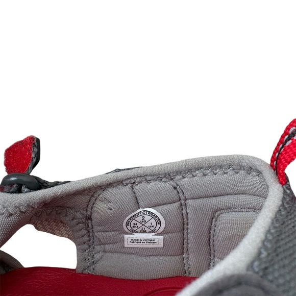 Keen Big Kids' Seacamp II CNX Sandal Size 2 Grey/Red Hiking Waterproof Comfort - Picture 4 of 10